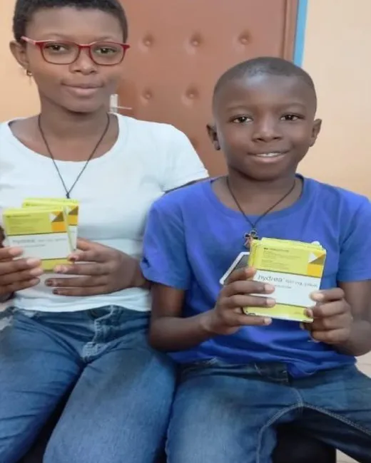 Ariane & Clovis, 16 et 9 ans